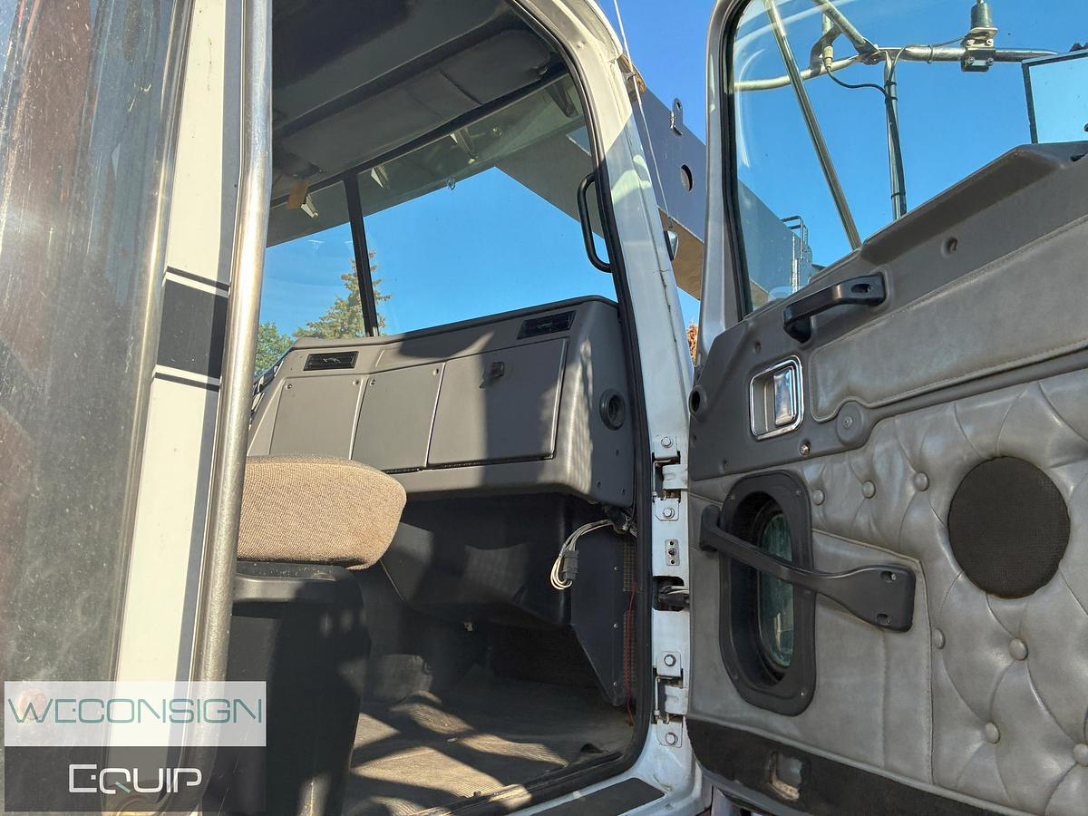 Used 1998 Western Star 4x6 Picker Truck