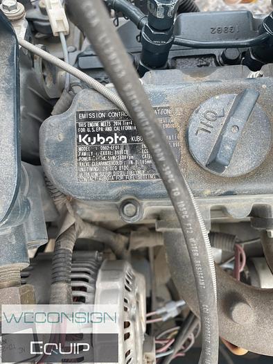 Used 2002 Nissan 2500 – Pavement Marking Vocational Truck