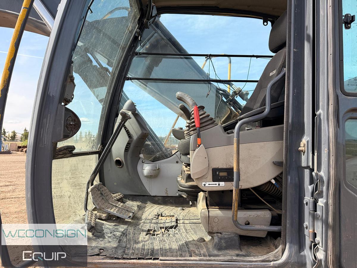 Used 2012 John Deere 210G LC Excavator