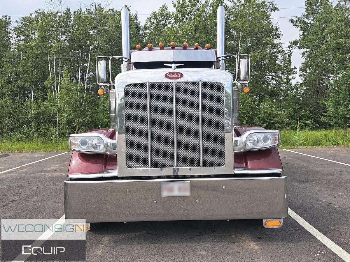 Used 2022 Peterbilt 389