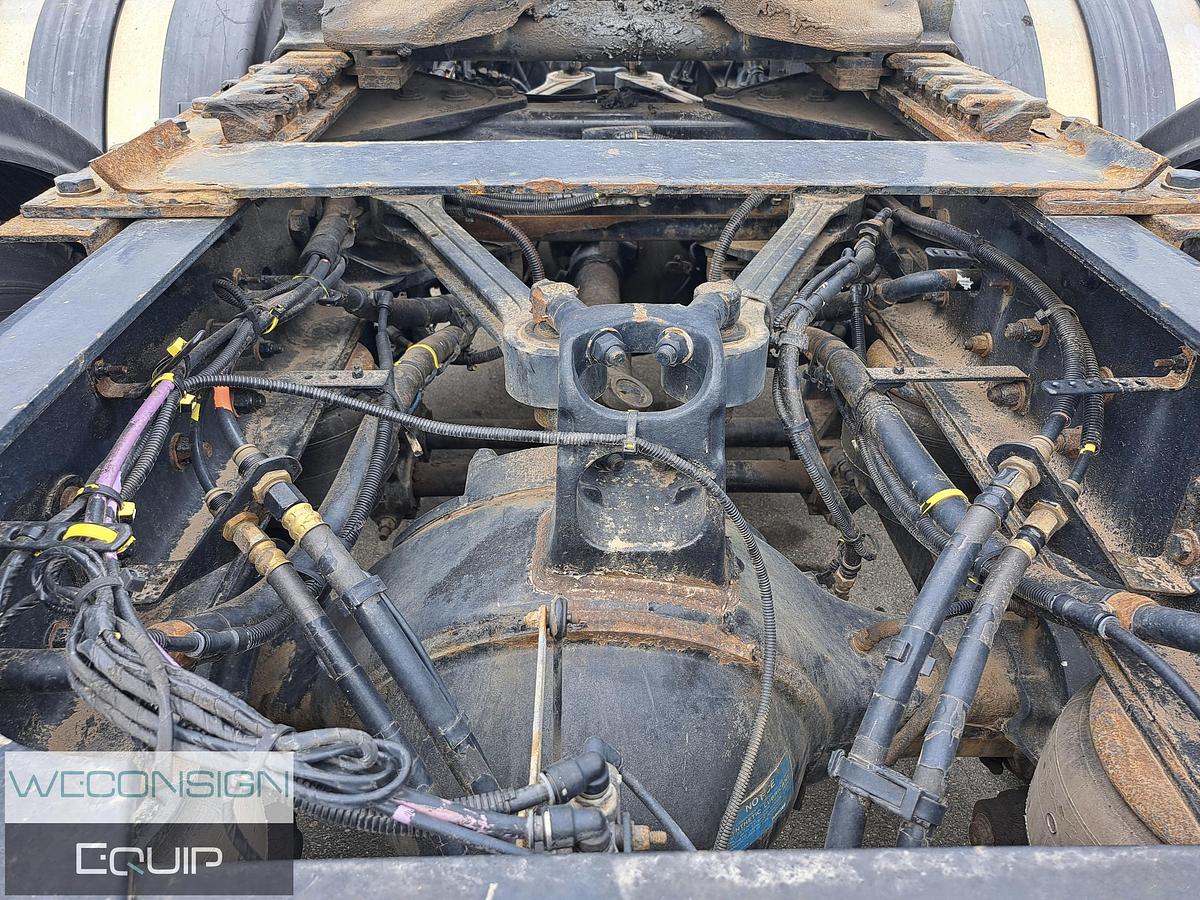 Used 2020 Kenworth T880 With PTO