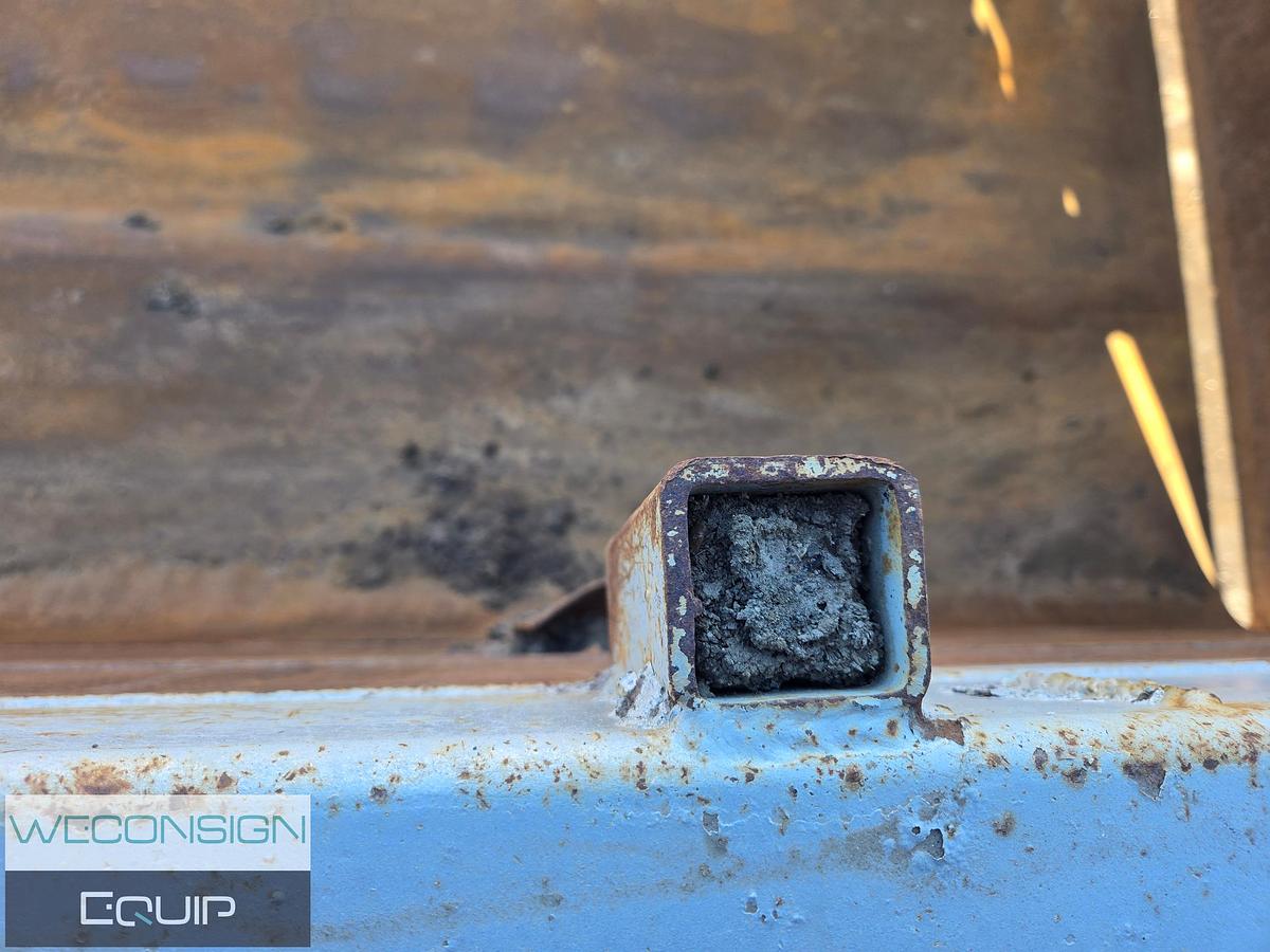 Used 2016 Arnes 30' End Dump