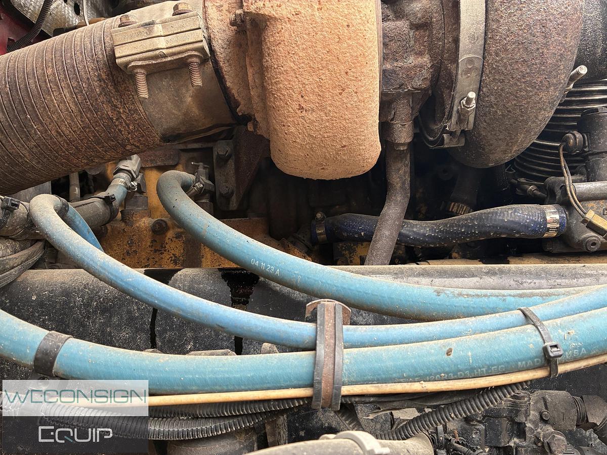 Used 2005 Kenworth T800 Heavy Haul Truck Tractor