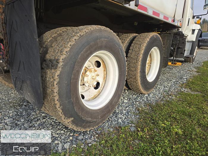 Used 2016 International 7400SBA Sander/ Dump Truck