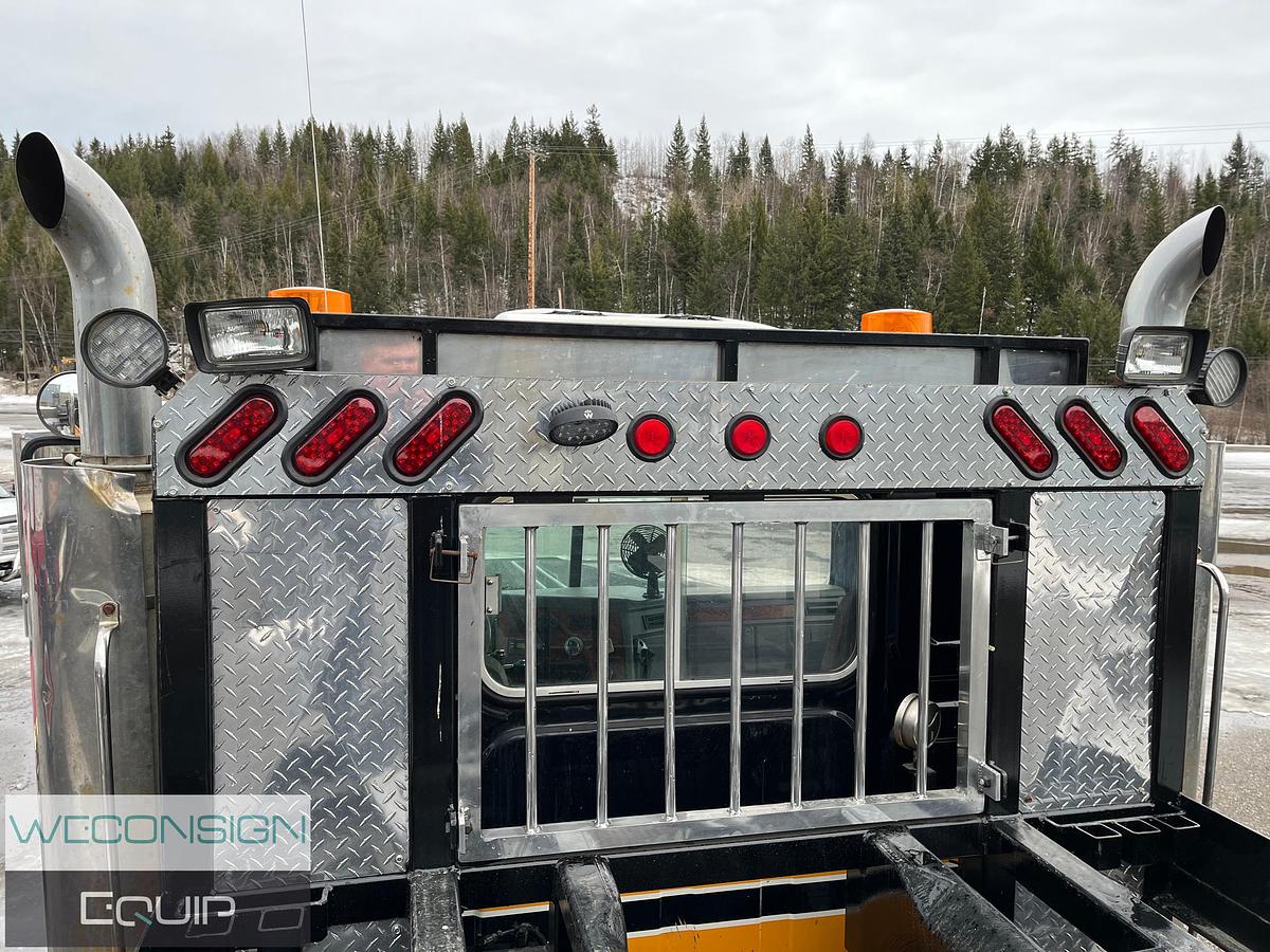 Used 2007 Western Star 6900XD 8x8 Bed Truck