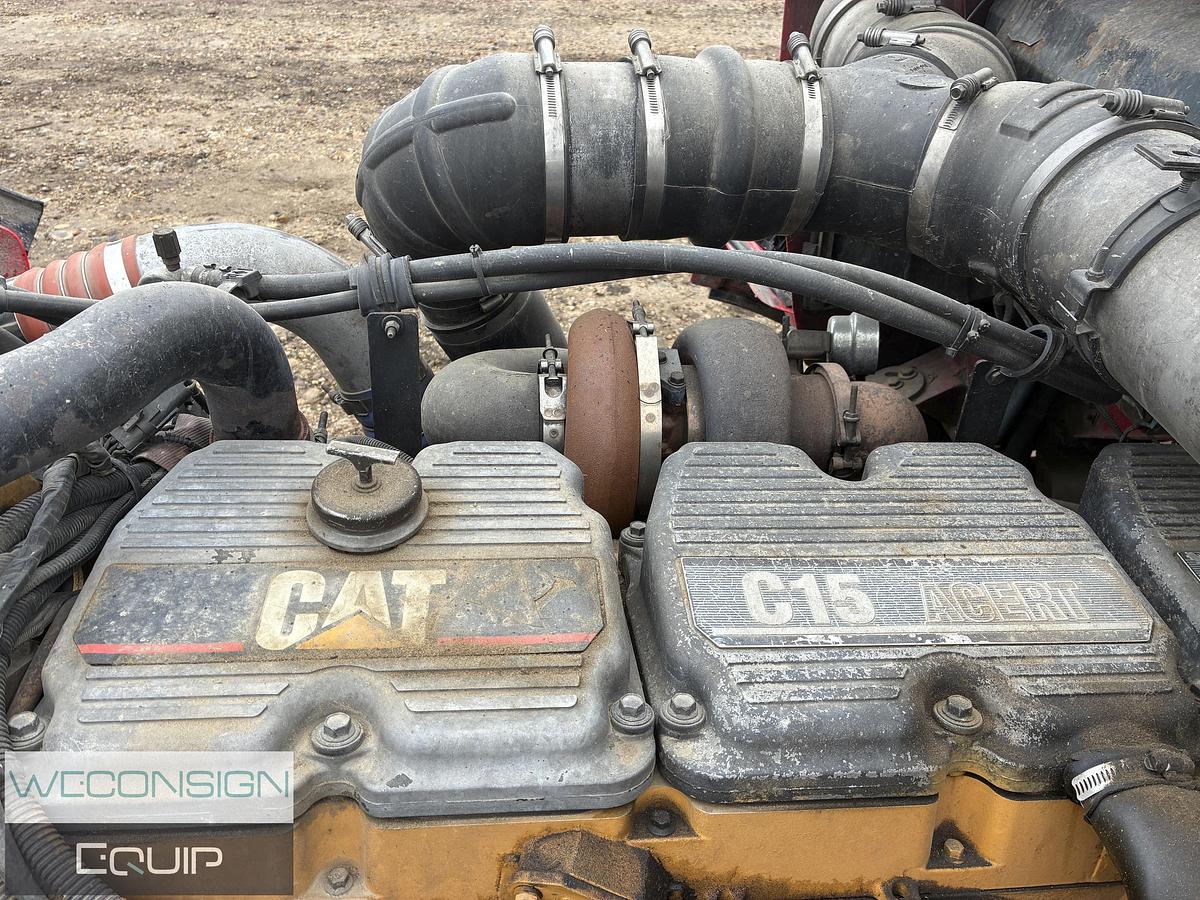 Used 2005 Kenworth T800 Heavy Haul Truck Tractor