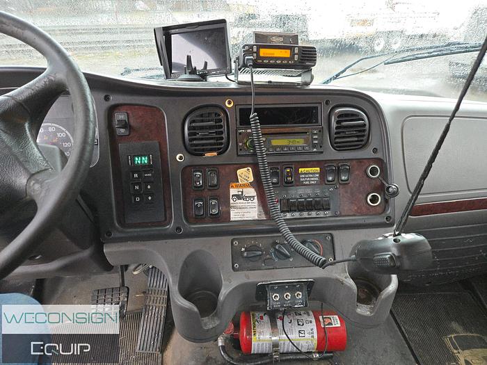 Used 2009 Freightliner M2 Tow Truck