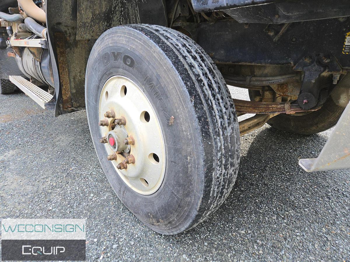 Used 1996 Mack CH613 TA Water Truck