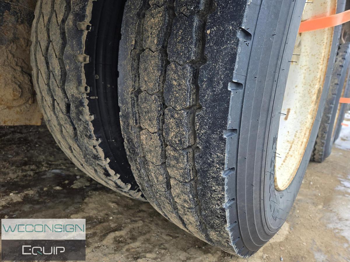 Used 2003 Knight 40T Scissorneck Lowbed