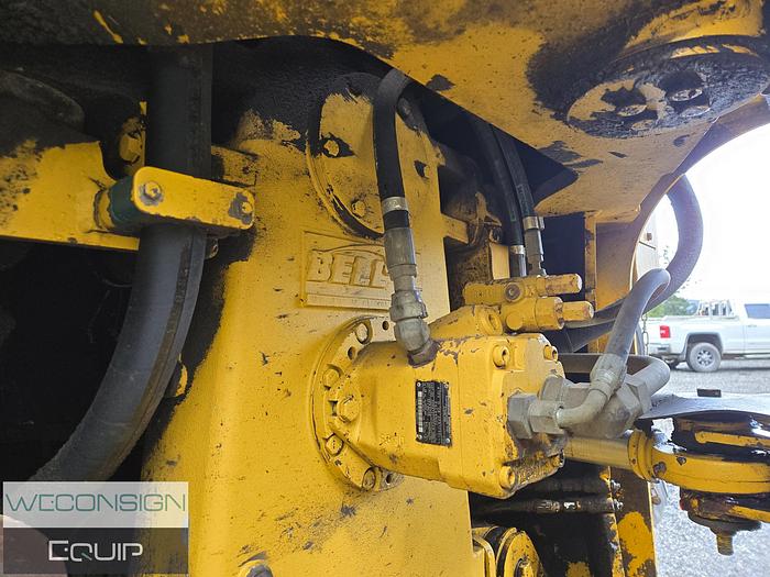 Used 2002 John Deere 250C