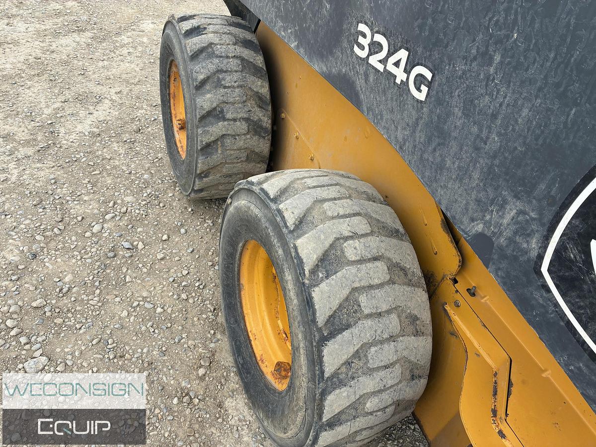 Used John Deere 324G Skid Steer