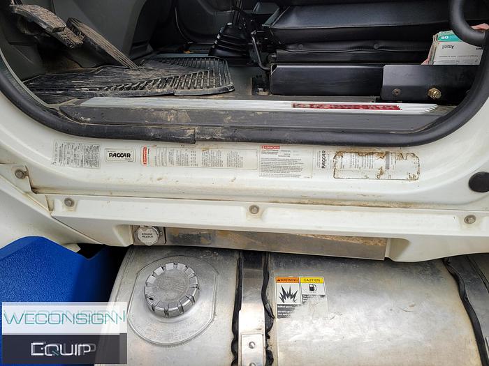 Used 2016 Kenworth T880 Hydro Excavator