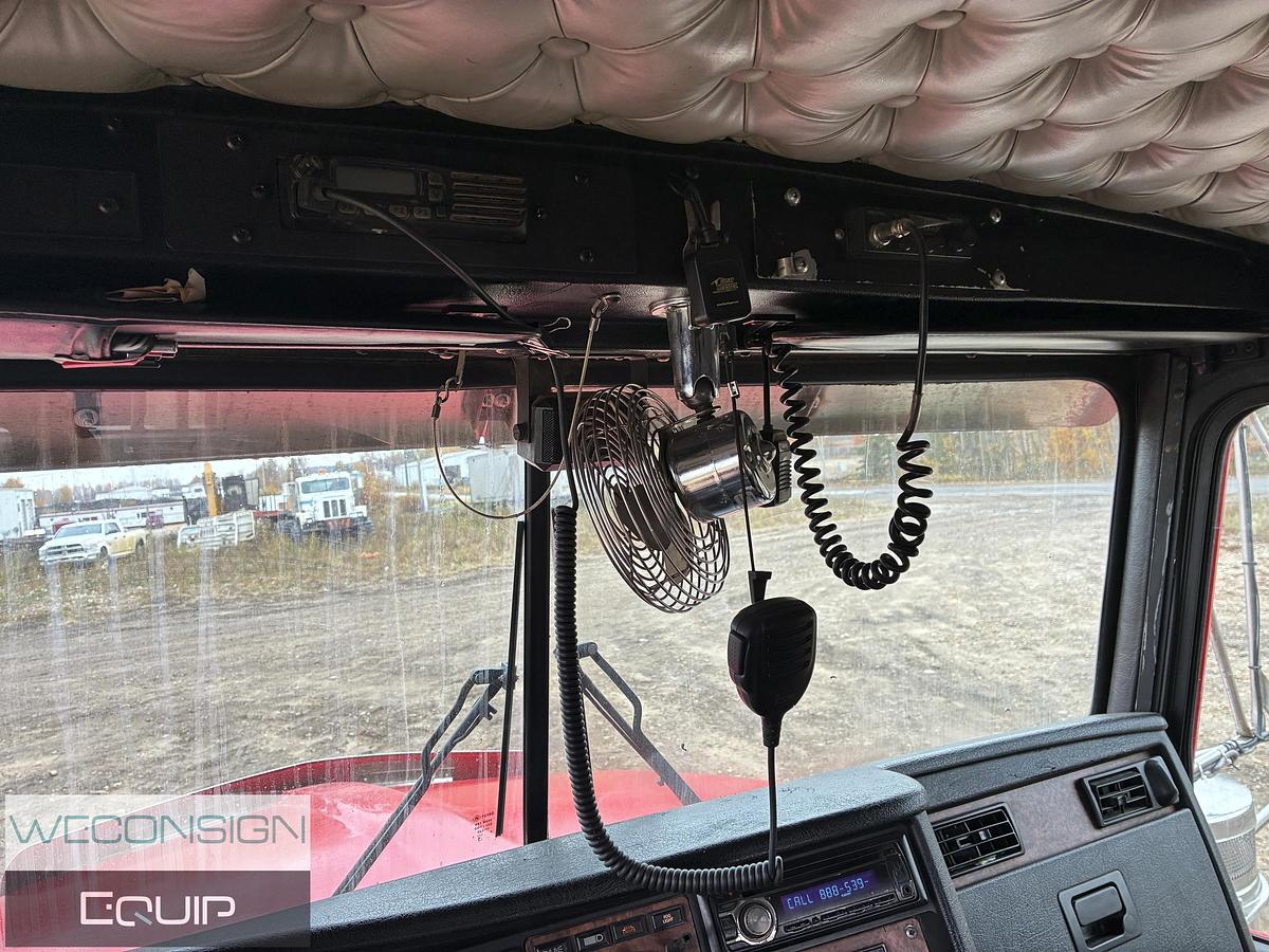 Used 2005 Kenworth T800 Heavy Haul Truck Tractor