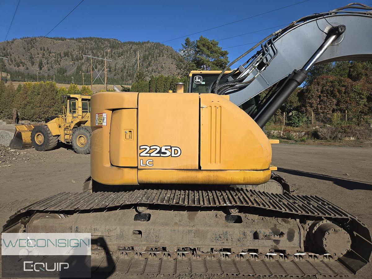 Used 2011 John Deere 225D LC
