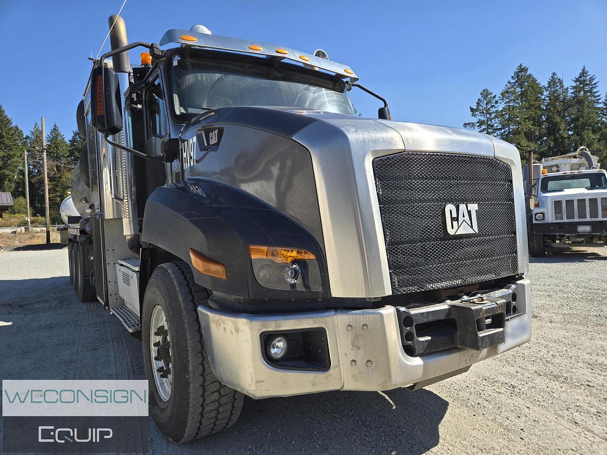 Used 2015 CAT Hydro Excavator