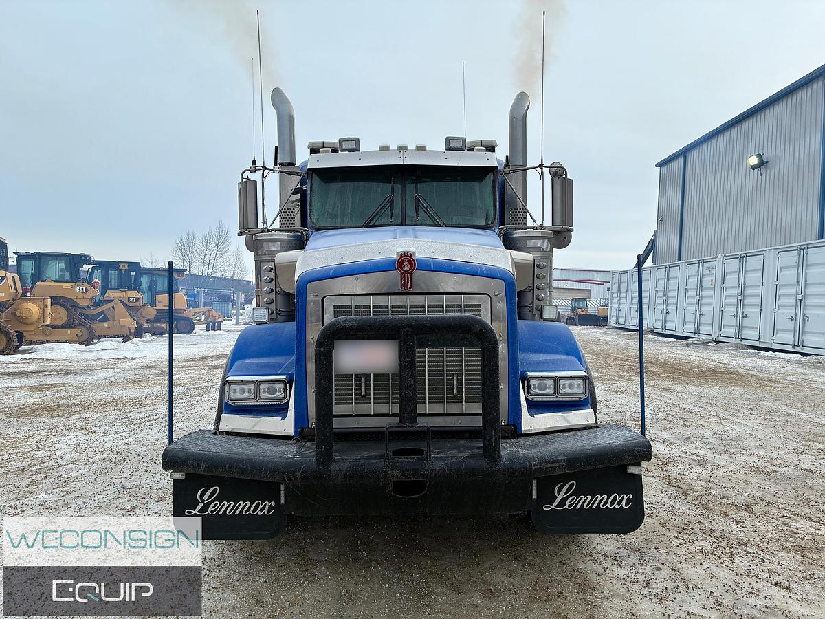 Used 2010 Kenworth T800 Tri Drive Winch Truck