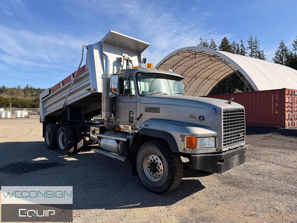 Used 1995 Mack CL713 TA Dump Truck