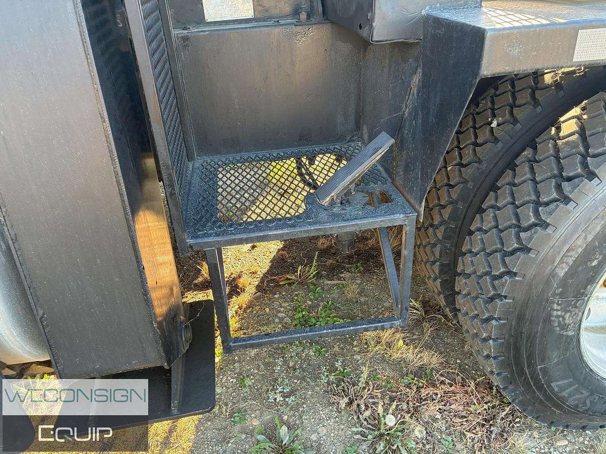 Used 1998 Western Star 4x6 Picker Truck