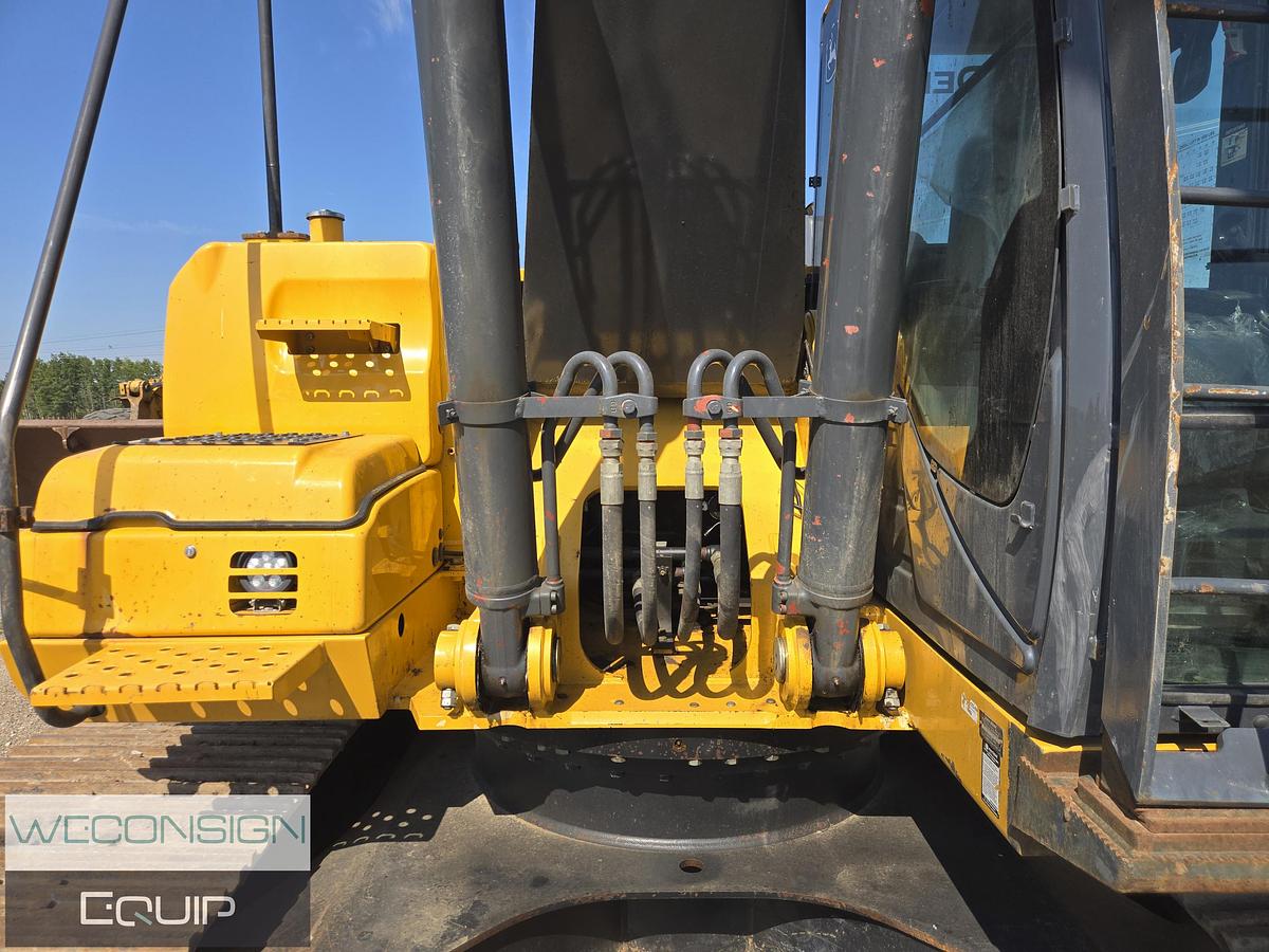 Used 2017 John Deere 250G LC Hydraulic Excavator