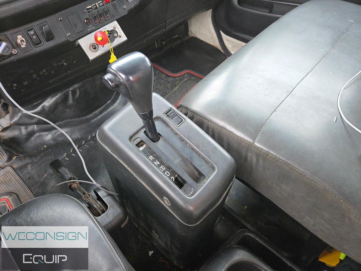 Used 2013 Hino Single Axle Rollback / Tow Truck