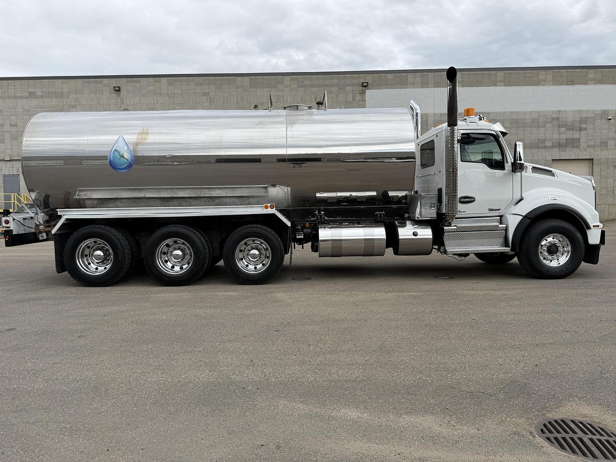 Used 2019 Kenworth T800