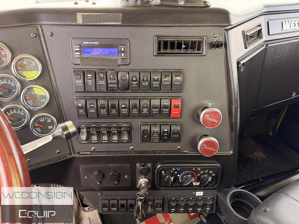 Used 2019 Western Star 4900SA Tri Drive Logging Truck