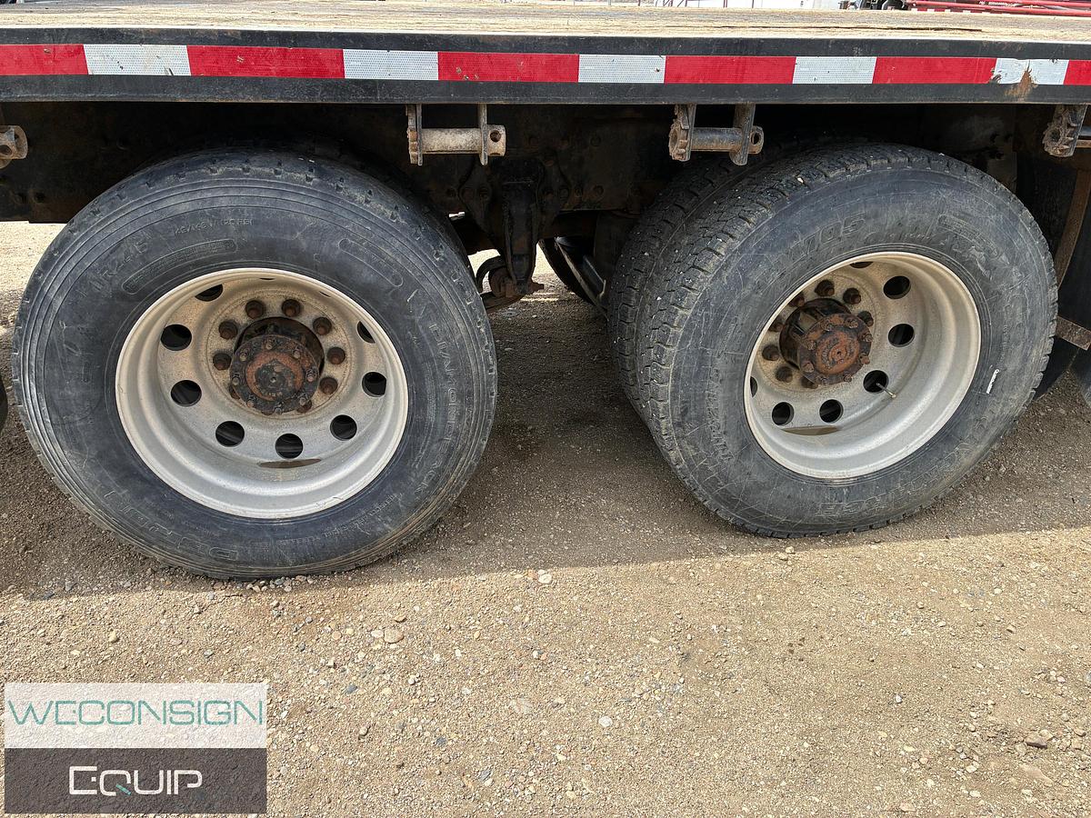 Used 2007 Freightliner M2 Picker Truck