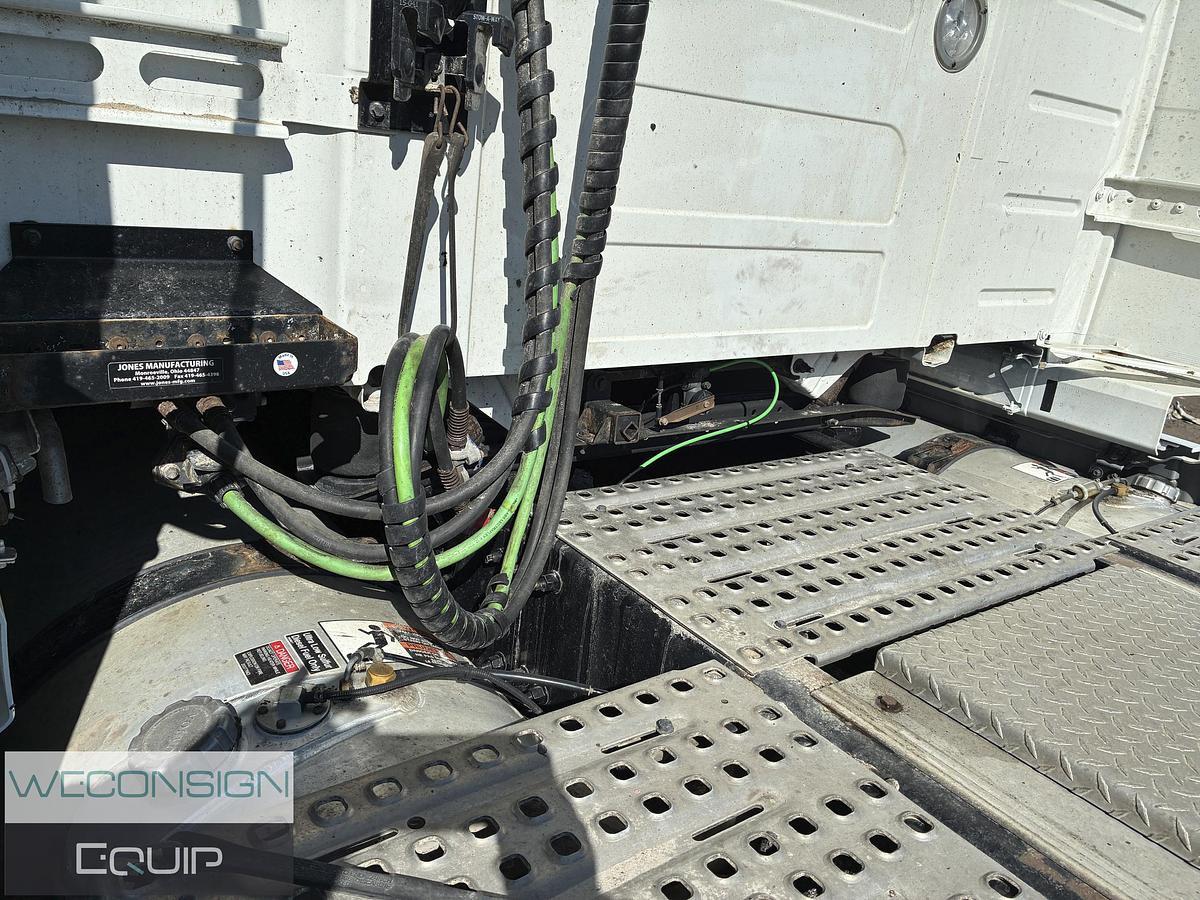 Used 2020 Volvo VNL 760 Sleeper Truck Tractor