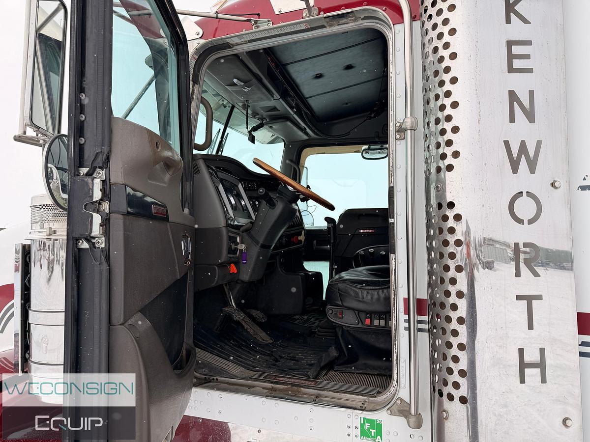 Used 2011 Kenworth T800 Tri Drive Texas Bed Truck