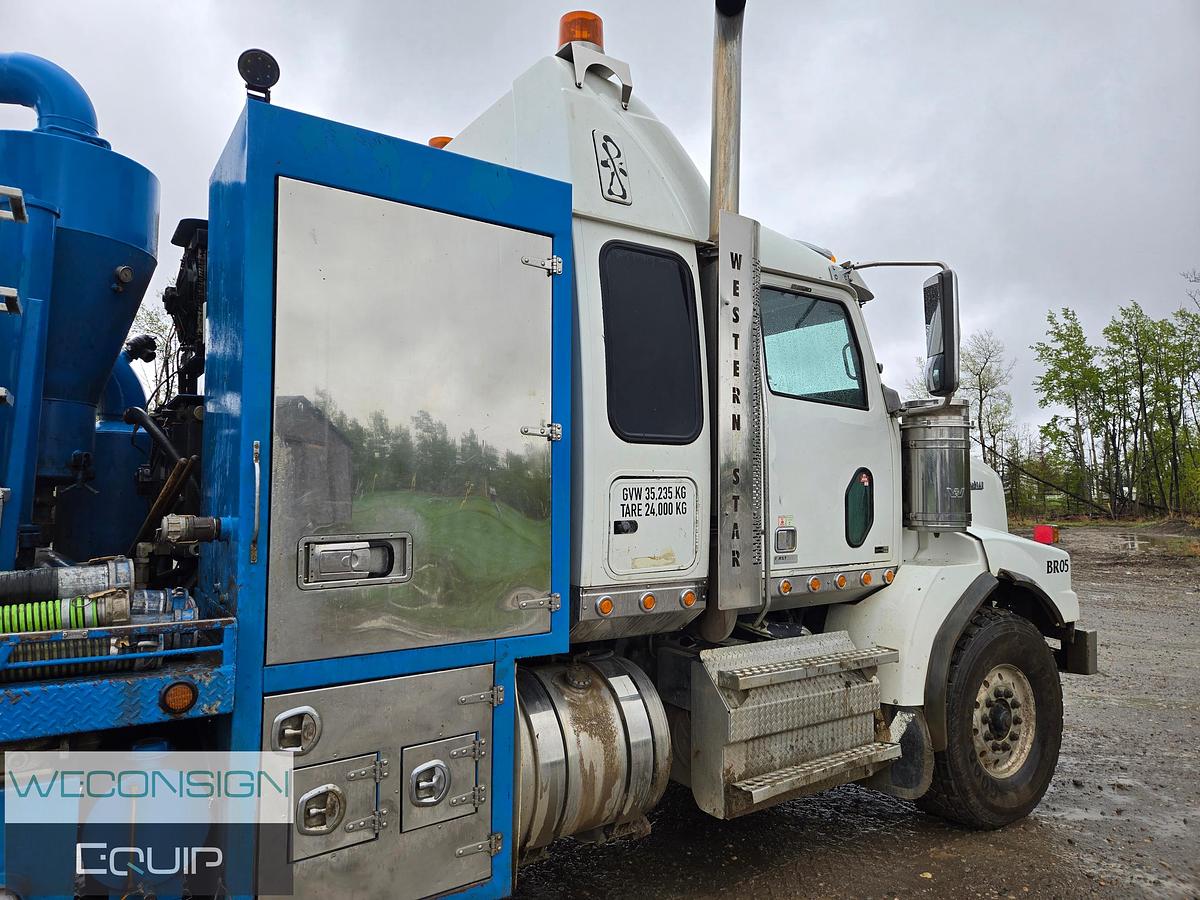 Used 2011 Western Star 4900 Tri-Drive DOT Hydrovac