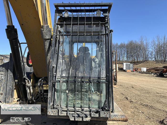 Used 2018 CAT 320