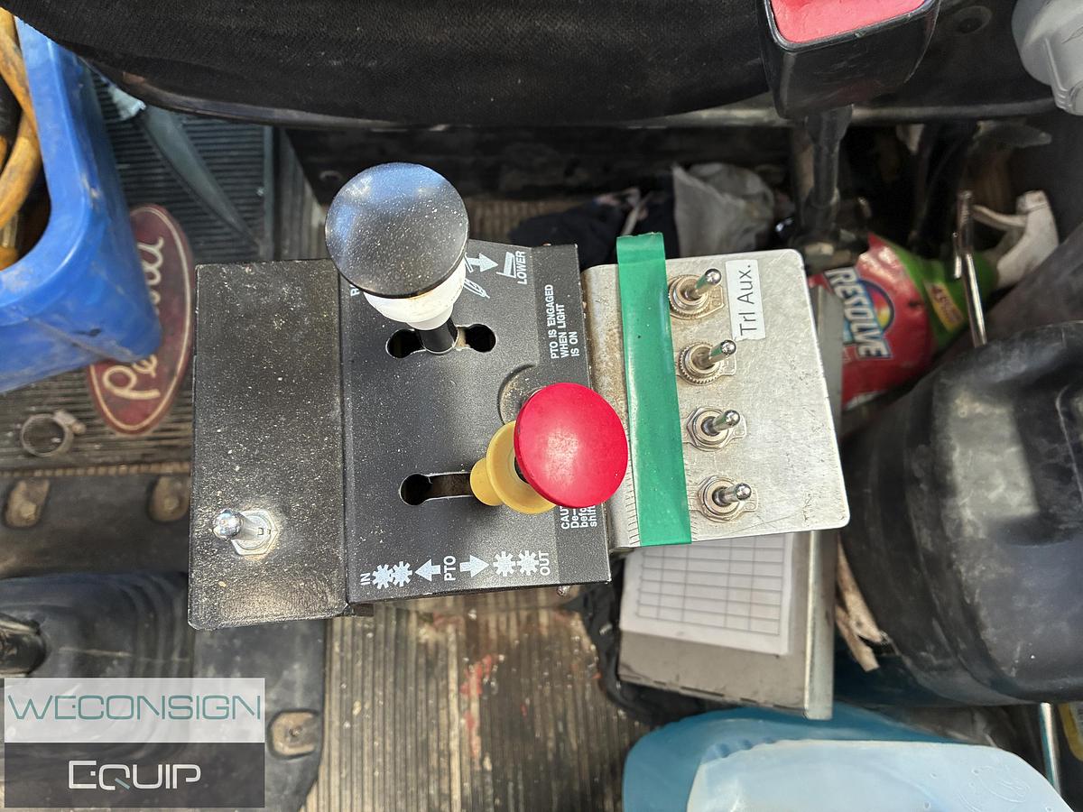 Used 2014 Peterbilt 384