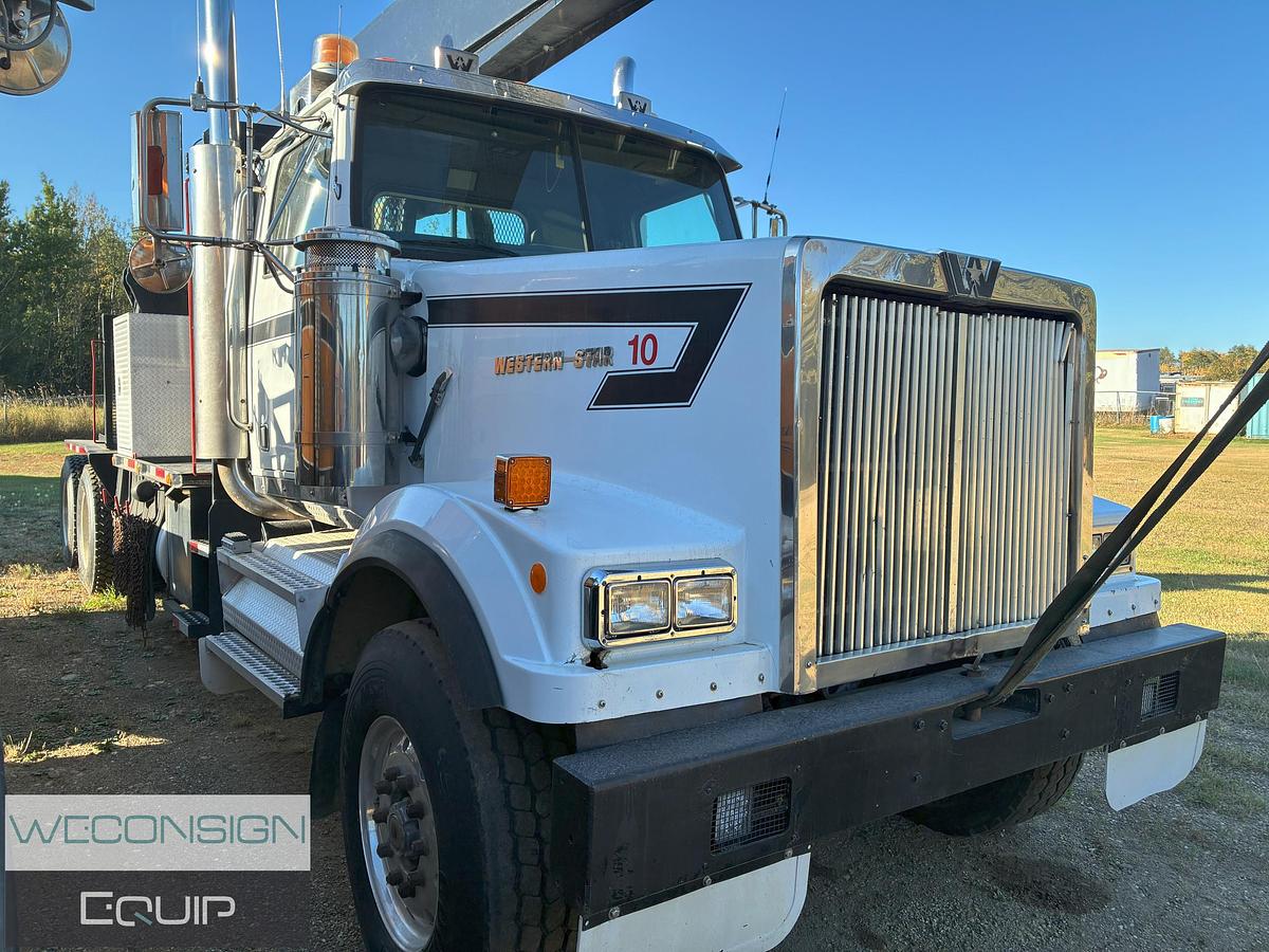 Used 1998 Western Star 4x6 Picker Truck