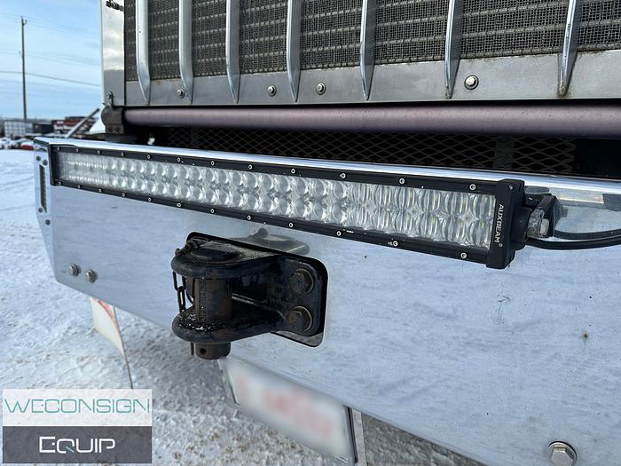 Used 2020 Kenworth T800 TA Winch Truck