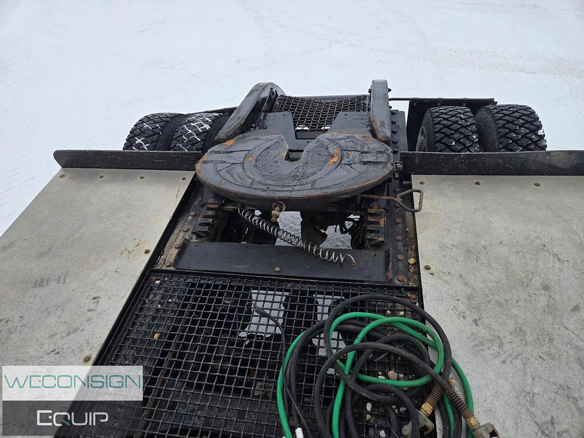 Used 2018 Peterbilt 367 Winch Truck