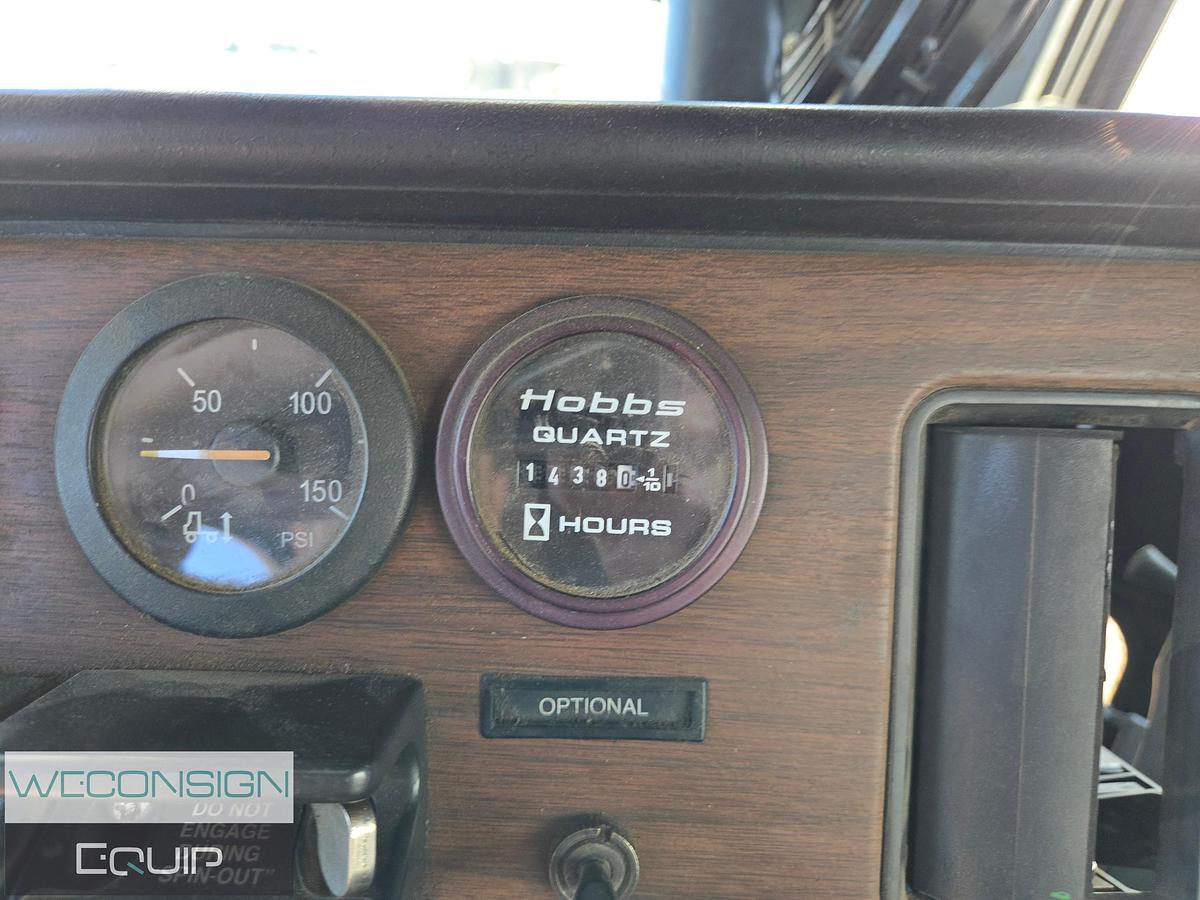 Used 2009 Freightliner FLD120SD Picker Truck