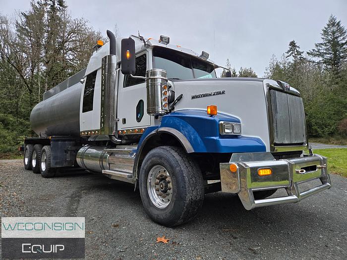 Used 2011 Western Star 4900SA Tri Drive Water Truck