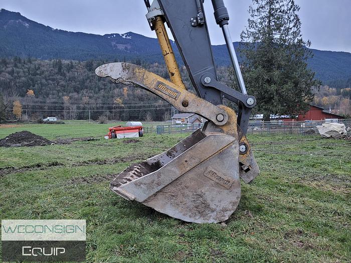 Used 2022 John Deere 350G LC Excavator