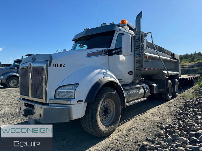 Used 2017 Kenworth T880 Dump/Gravel
