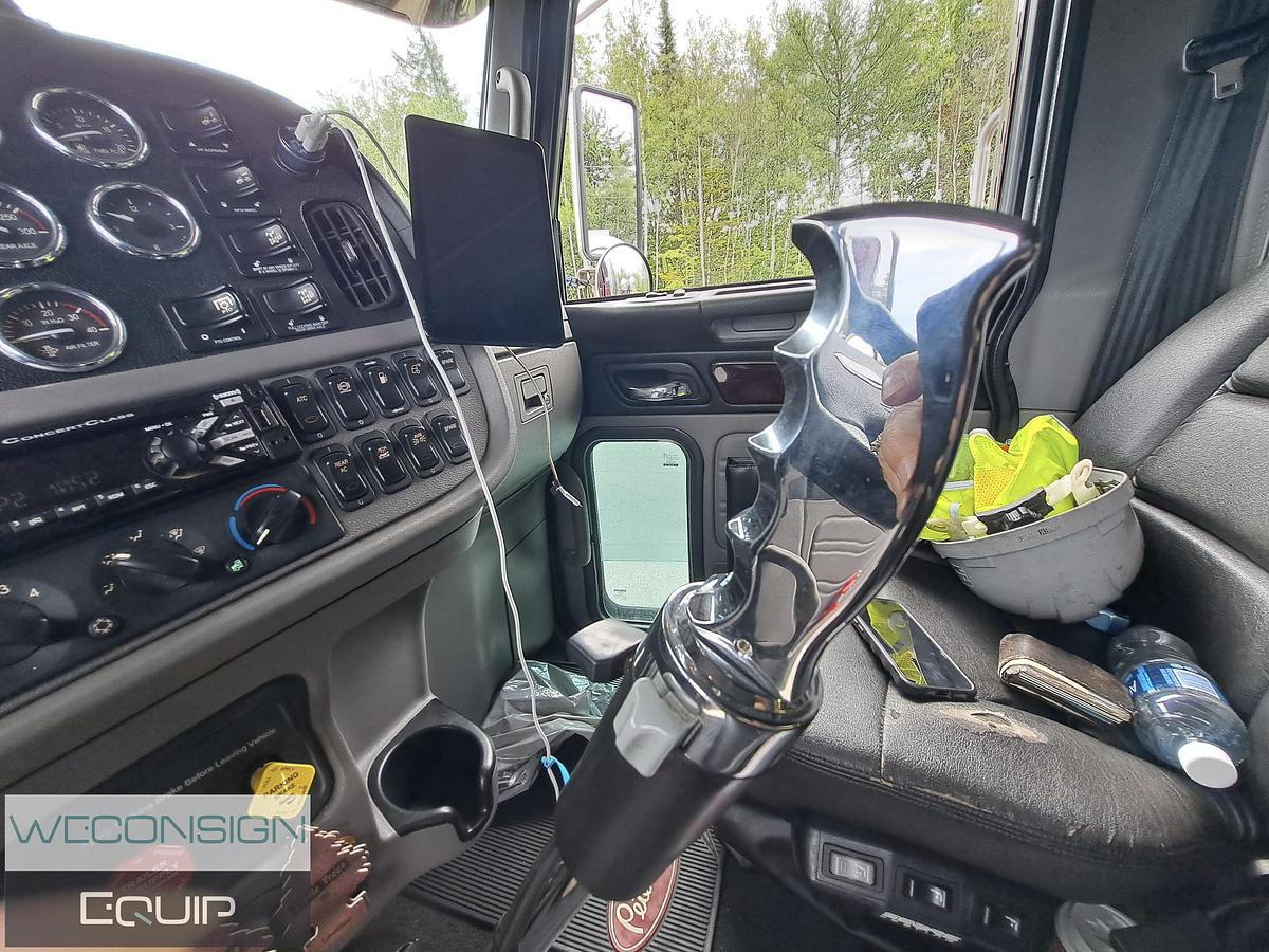 Used 2020 Peterbilt 389