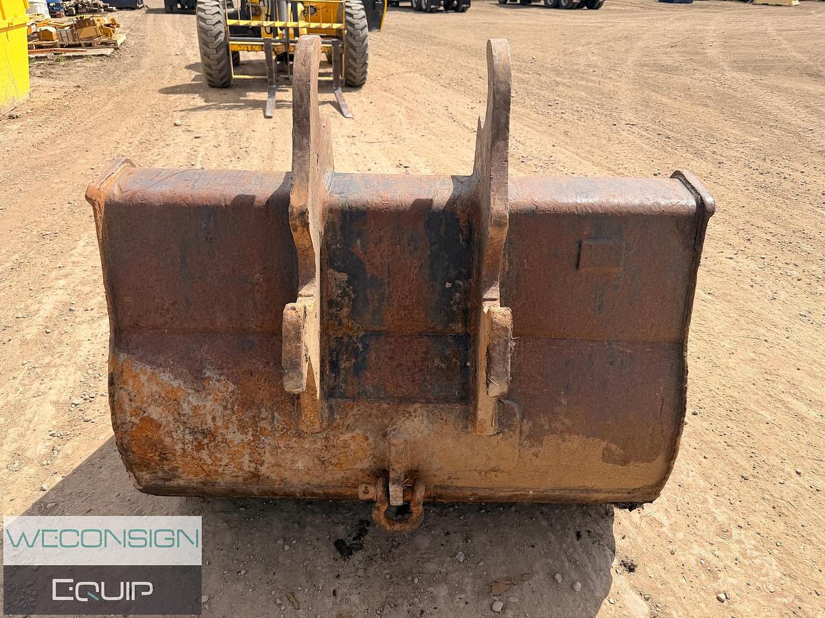 Used WBM Clean Up Bucket