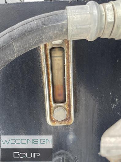 Used 2002 Nissan 2500 – Pavement Marking Vocational Truck