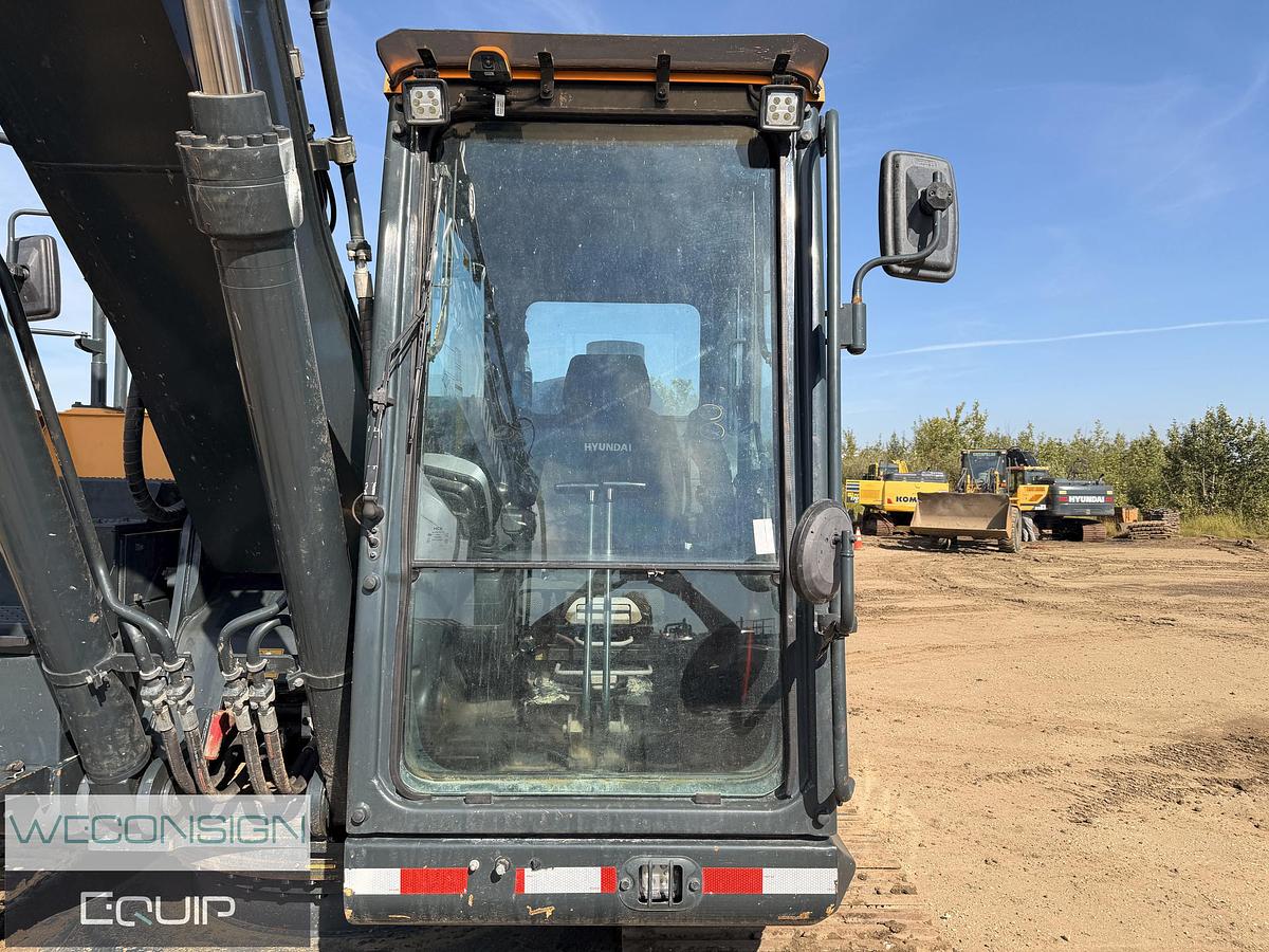 Used Hyundai HX210AL Excavator
