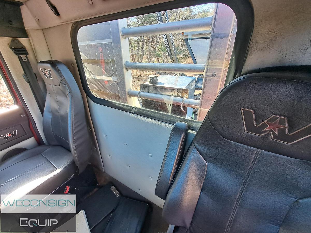 Used 2017 Western Star 4900SF