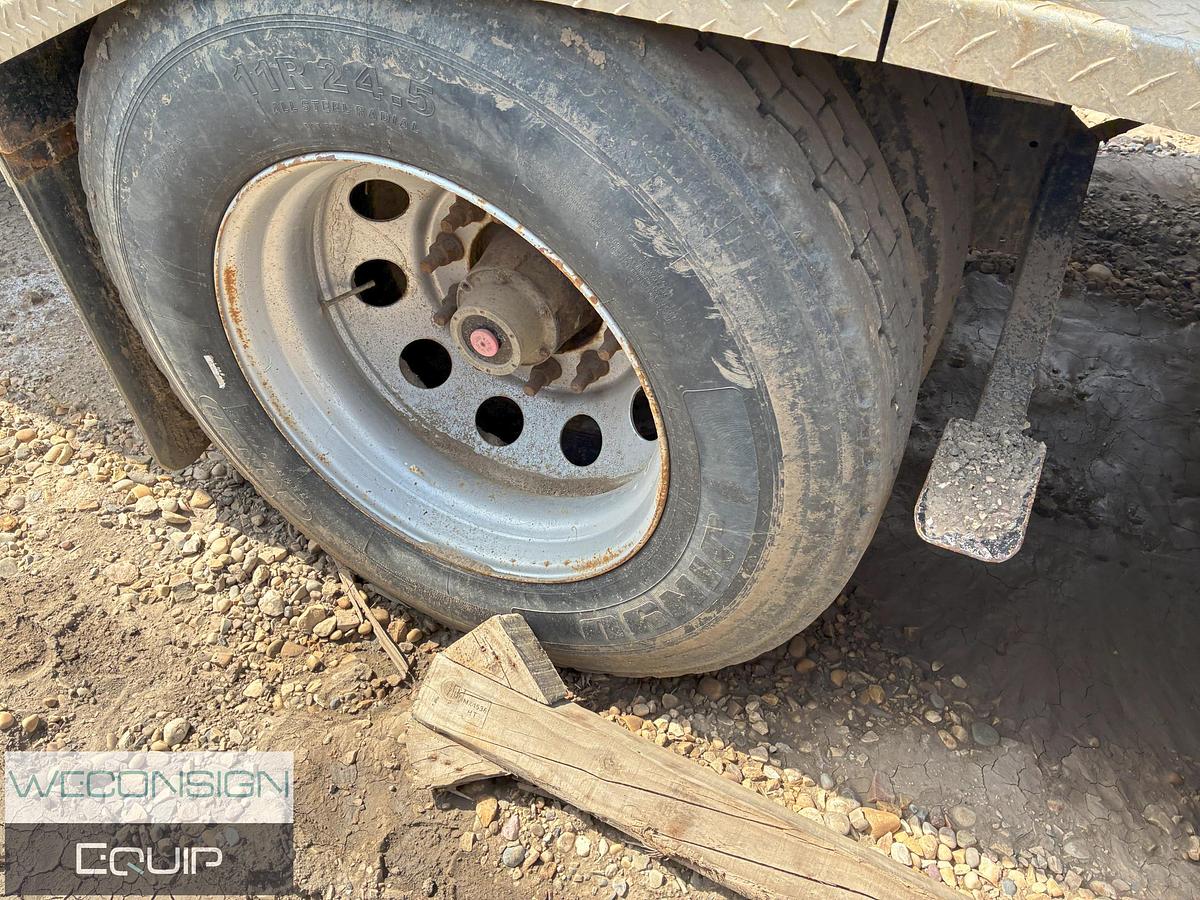 Used 2011 Doepker HB140701 Super B Flat Deck