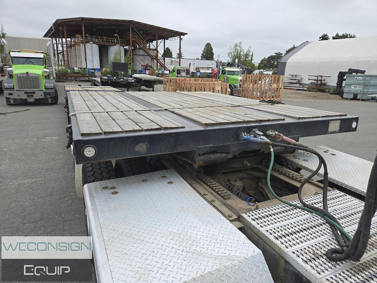 Used 2011 XL Tri-Axle RGN Lowbed