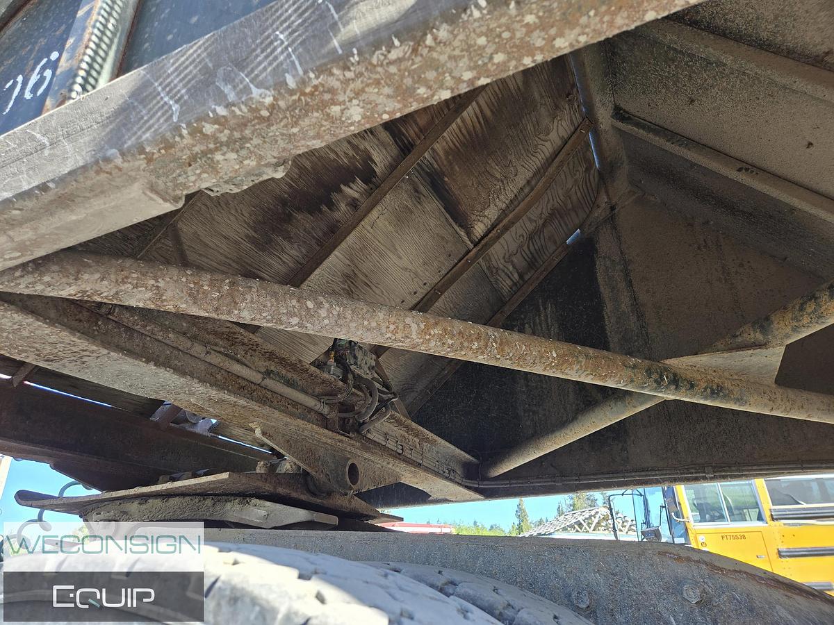 Used Columbia STCD-25 Belly Clam Dump