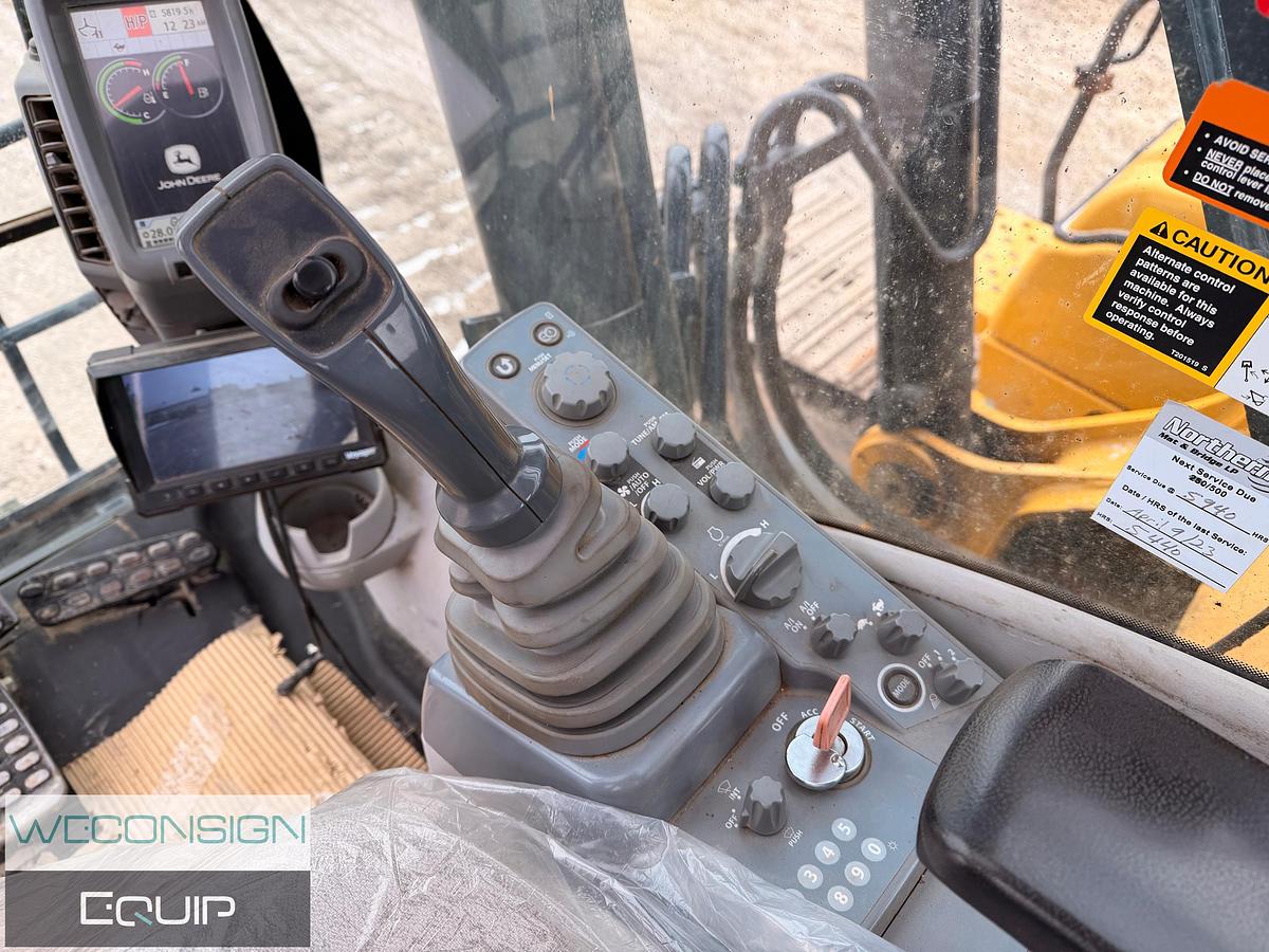 Used 2017 John Deere 250G LC Excavator