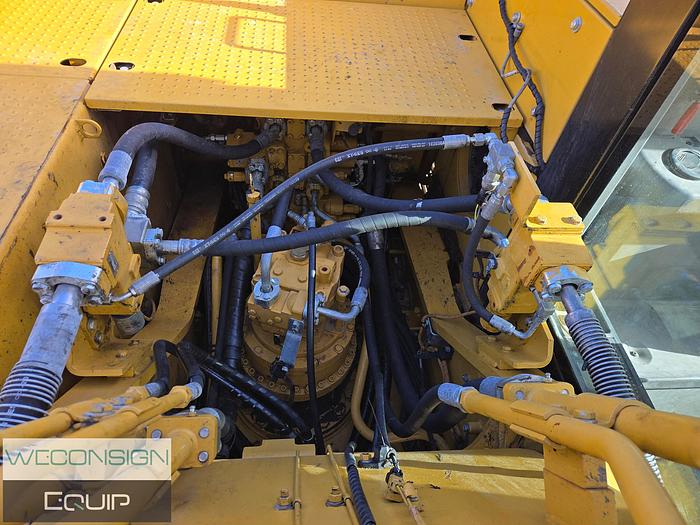 Used 2017 CAT 330FL Excavator