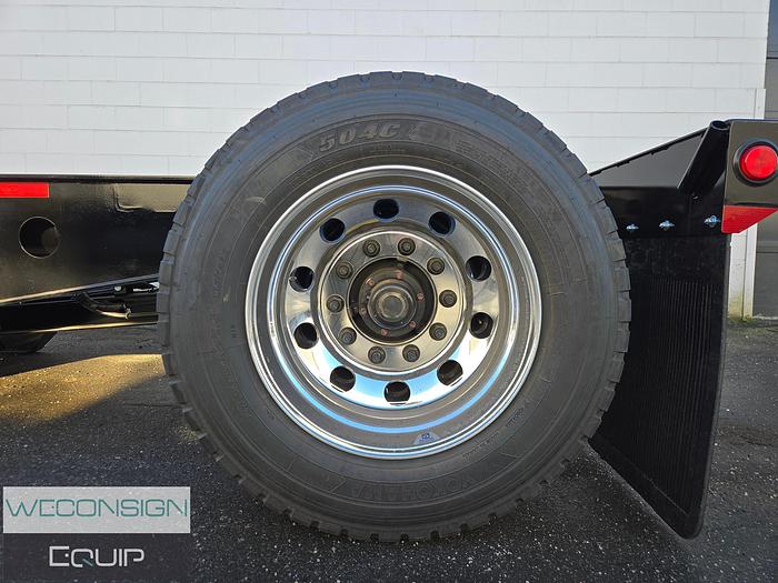 2025 Pacesetter Single Axle 3.78M Fish Mouth Booster